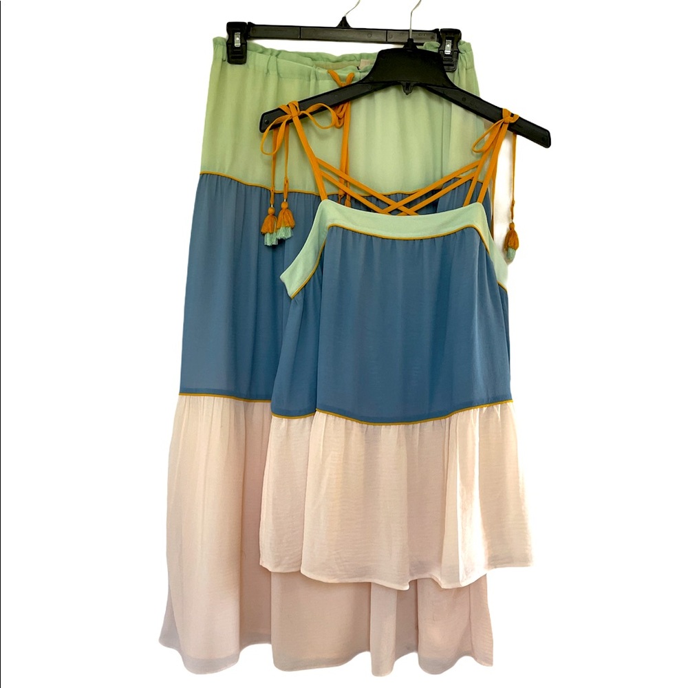 LOFT Pastel 2 piece long flowy skirt, tank Small